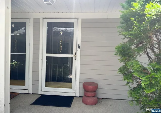 Photo 2 of Sale Pending at 1047 Cambridge Ct #1047, Mahwah, NJ 07430 | MLS# 26024780 | Listing updated on 2026-07-16