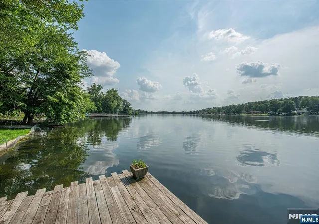 2nd image of 77 E Lake Dr, Wayne, NJ 07470 | MLS# 26024852