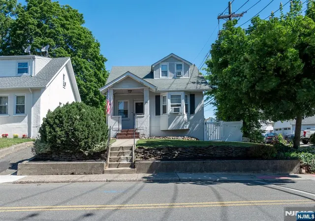 Homes for sale in Bergenfield, NJ | 77 E Clinton Ave, Bergenfield, NJ 07621 | MLS# 26024889