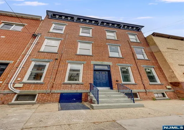 Homes for sale in Jersey City, NJ | 147 New York Ave #2L, Jersey City, NJ 07307 | MLS# 26024894