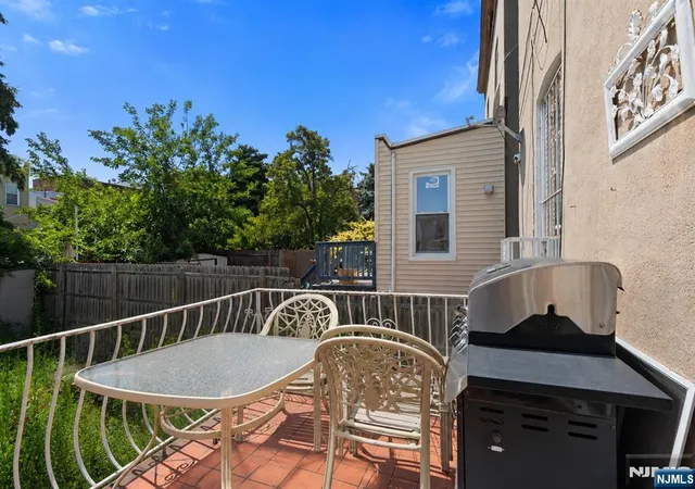 Homes for sale in West New York, NJ | 221 54th Street, West New York, NJ 07093 | Houzeo