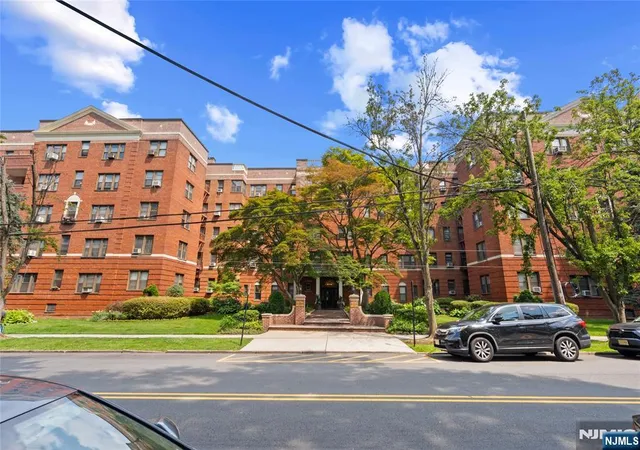 Homes for sale in Hackensack, NJ | 100 Prospect Ave #1O, Hackensack, NJ 07601 | MLS# 26024914