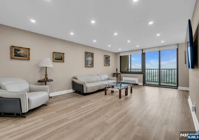 Homes for sale in Cliffside Park, NJ | 300 Winston Dr #2523, Cliffside Park, NJ 07010 | MLS# 26024922