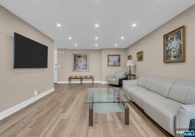 Homes for sale in Cliffside Park, NJ | 300 Winston Dr #2523, Cliffside Park, NJ 07010 | MLS# 26024922
