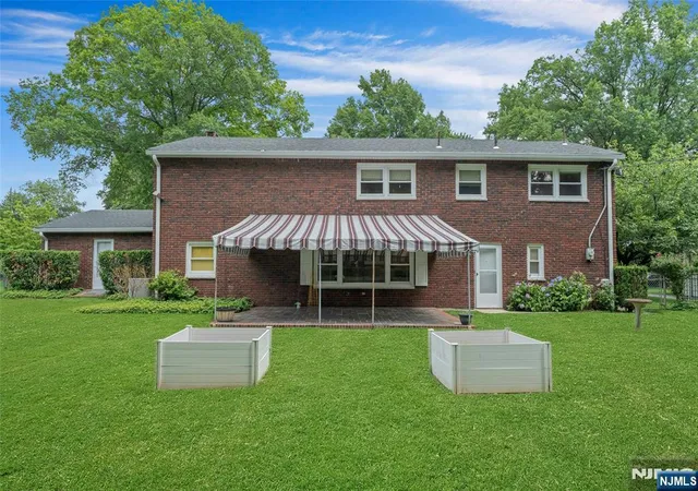 21st image of 117 Yantacaw Brook Rd, Montclair, NJ 07043 | MLS# 26024934