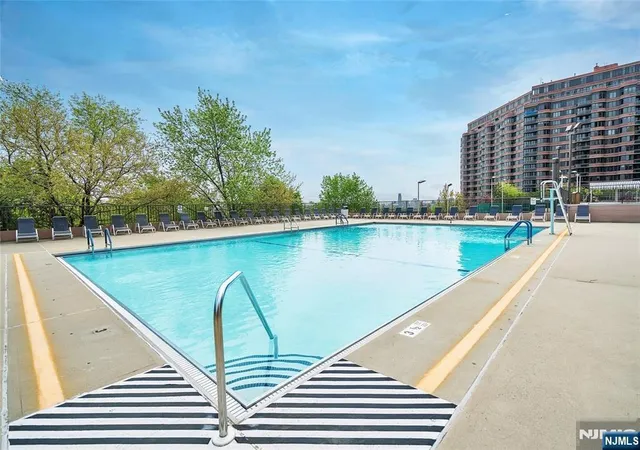 2nd image of 200 Winston, Cliffside Park, NJ 07010