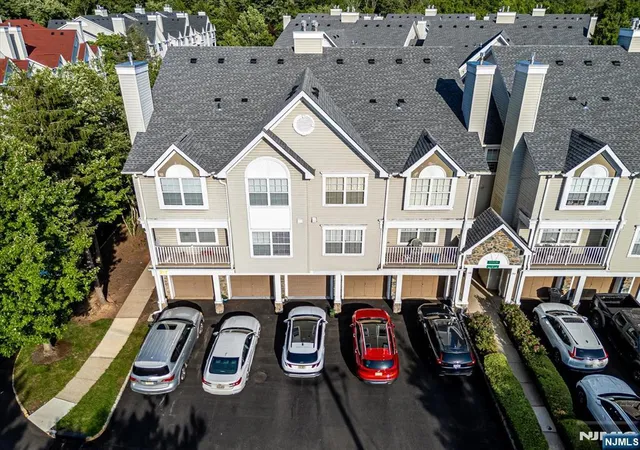 Homes for sale in Edison, NJ | 202 Prestwick Wy #202, Edison, NJ 08820 | MLS# 26024956