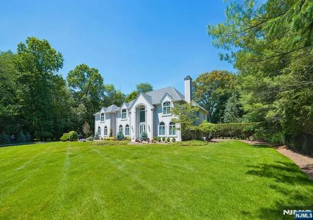 4th image of 114 Valley Rd, Allendale, NJ 07401 | MLS# 26025027