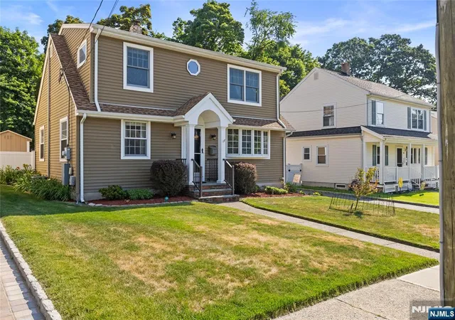 2nd image of 99 Lynwood Rd, Verona, NJ 07044 | MLS# 26025030