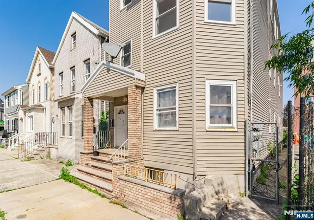 Homes for sale in Newark, NJ | 524 Mulberry St, Newark, NJ 07114 | MLS# 26025041
