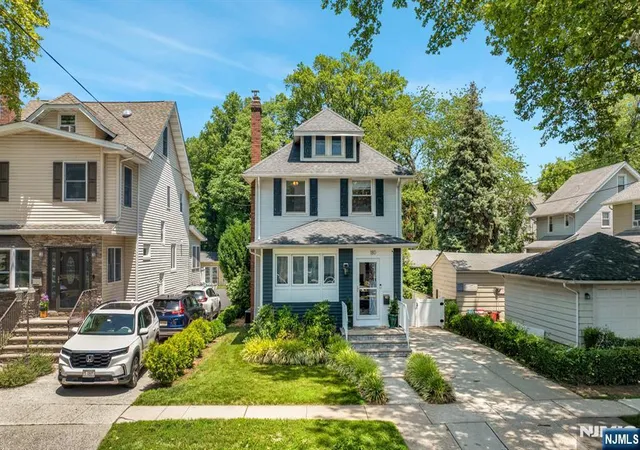 Photo 1 of Sale Pending at 180 Washington Ave, Rutherford, NJ 07070 | MLS# 26025059 | Listing updated on 2026-08-03