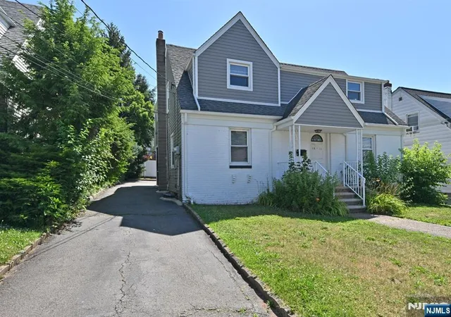 Homes for sale in Fair Lawn, NJ | 15 11 Parmelee Ave, Fair Lawn, NJ 07410 | MLS# 26025070