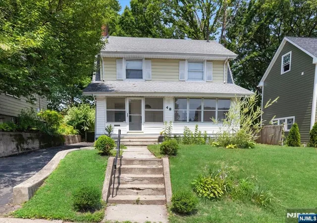 Homes for sale in East Orange, NJ | 48 Laurel Ave, East Orange, NJ 07017 | MLS# 26025115