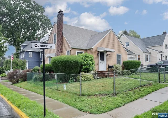 Homes for sale in Wood Ridge, NJ | 443 Center St, Wood Ridge, NJ 07075 | MLS# 26025132