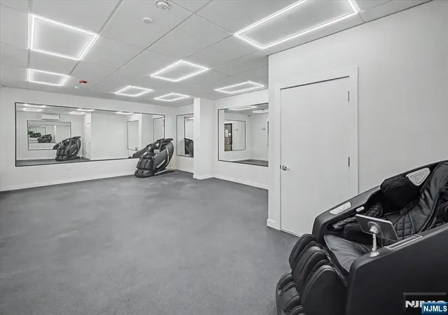 Homes for sale in Fort Lee, NJ | 1600 Center Avenue, Fort Lee, NJ 07024 | Houzeo