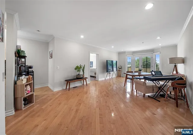 Homes for sale in Edgewater, NJ | 123 The Promenade #123, Edgewater, NJ 07020 | MLS# 26025192
