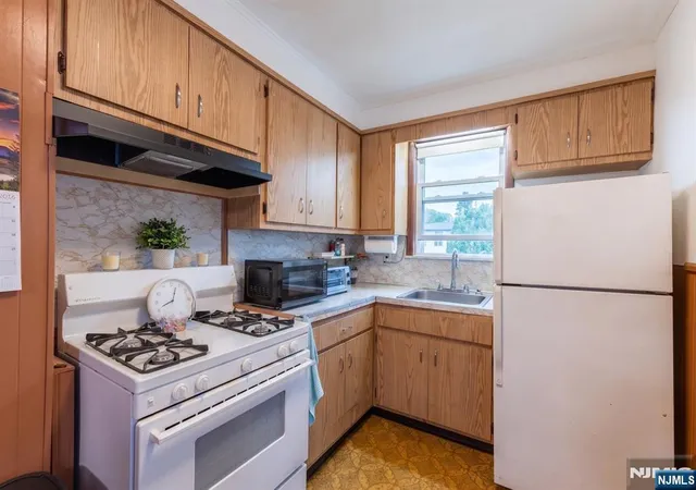 4th image of 54 Cane St, Bogota, NJ 07603 | MLS# 26025214
