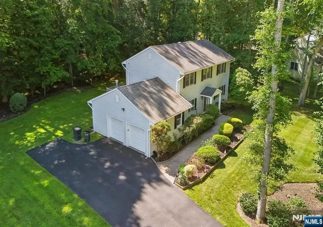 4th image of 425 White Oak Rd, Palisades, NY 10964 | MLS# 26025221