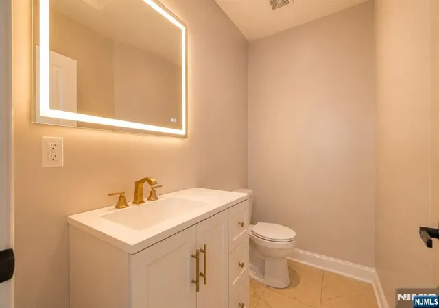 Homes for sale in Clifton, NJ | 15 Edison St, Clifton, NJ 07013 | MLS# 26025224