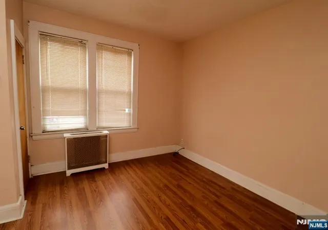 Homes for sale in Newark, NJ | 270-272 12Th St, Newark, NJ 07107 | MLS# 26025293