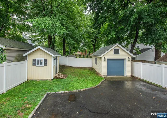 30th image of 61 Newman Ave, Verona, NJ 07044 | MLS# 26025321