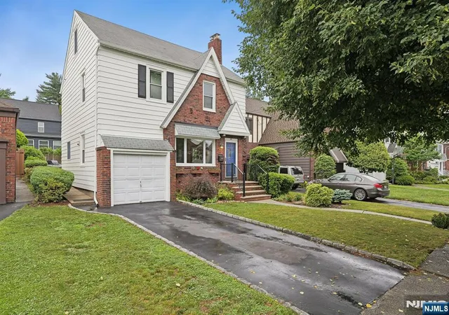 Homes for sale in Bloomfield, NJ | 48 Claremont Ave, Bloomfield, NJ 07003 | MLS# 26025326