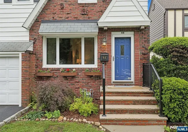 Homes for sale in Bloomfield, NJ | 48 Claremont Ave, Bloomfield, NJ 07003 | MLS# 26025326