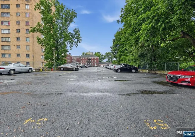 image of 275 Prospect St, East Orange, NJ 07017