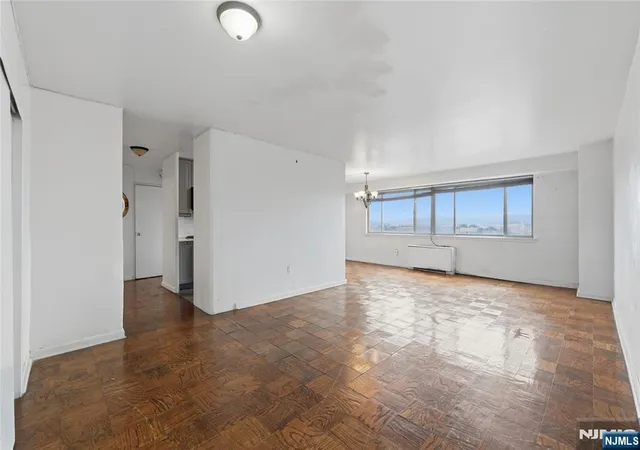image of 275 Prospect St #14B, East Orange, NJ 07017 | MLS# 26025330