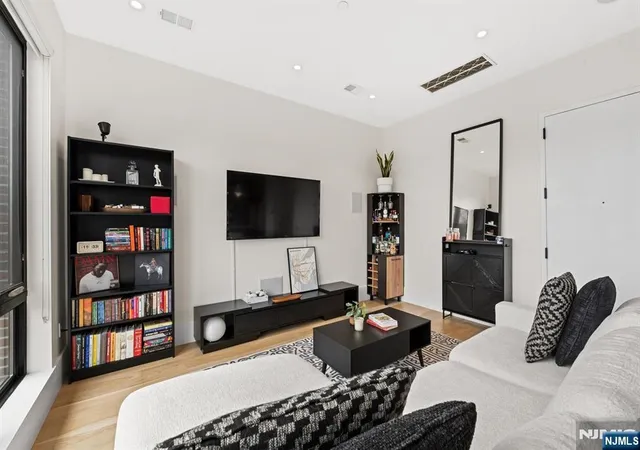 Homes for sale in Jersey City, NJ | 339 Palisade Ave #C, Jersey City, NJ 07307 | MLS# 26025352