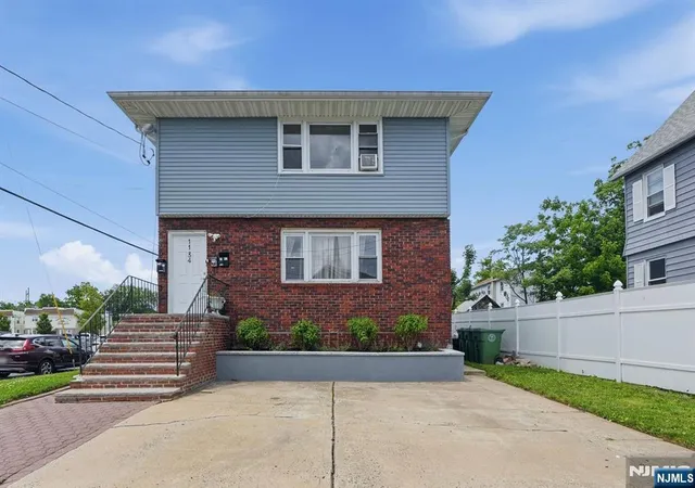 Homes for sale in Roselle, NJ | 1134 Rivington St, Roselle, NJ 07203 | MLS# 26025356