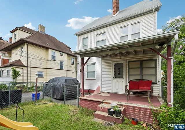 33rd image of 711 713 Degraw Ave, Newark, NJ 07104 | MLS# 26025359