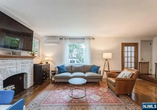 Homes for sale in Teaneck, NJ | 1125 W Laurelton Pkwy, Teaneck, NJ 07666 | MLS# 26025402