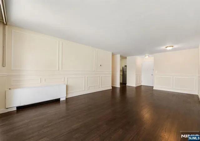 Homes for sale in Fort Lee, NJ | 2100 Linwood, Fort Lee, NJ 07024