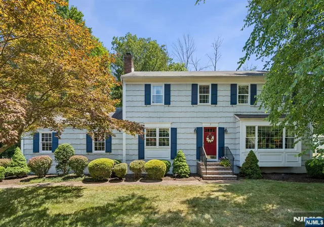 5th image of 7 Timber Dr, Caldwell, NJ 07006 | MLS# 26025413