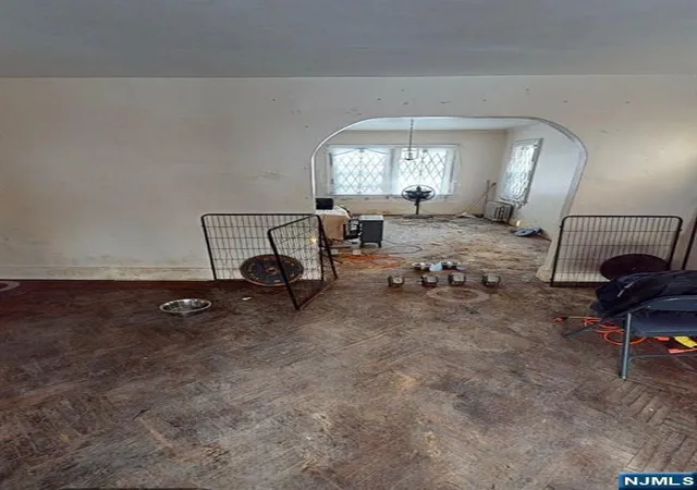 3rd image of 149 Pomona Ave, Newark, NJ 07112 | MLS# 26025430