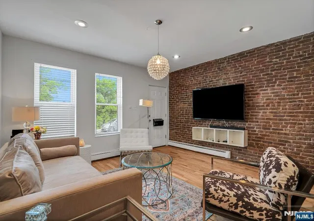 3rd image of 112 9Th Ave, Newark, NJ 07107 | MLS# 26025449