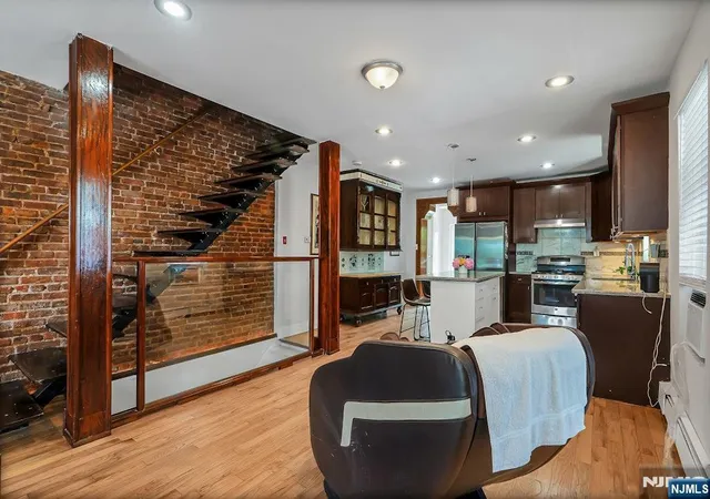 4th image of 112 9Th Ave, Newark, NJ 07107 | MLS# 26025449