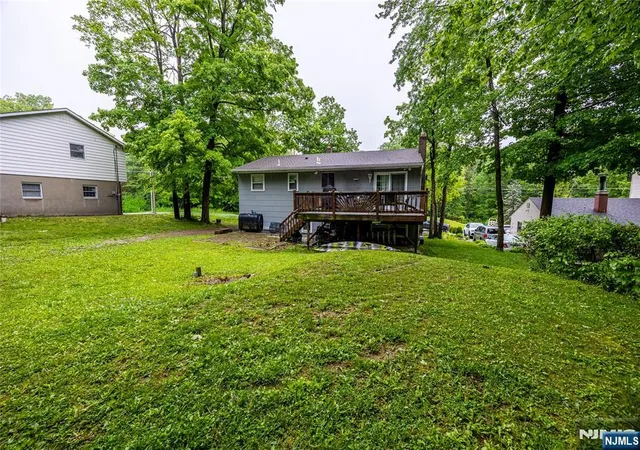 Homes for sale in Vernon, NJ | 67 Cedar Tree Dr, Vernon, NJ 07422 | MLS# 26025471