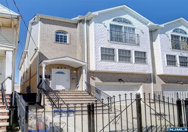 Multi family home for sale at 627 Hunterdon St, Newark, NJ 07108 | MLS# 26025483