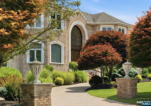 5th image of 1 Wimbledon Ct, Cedar Grove, NJ 07009 | MLS# 26025498