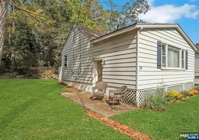 Homes for sale in West Milford, NJ | 28 Risley Rd, West Milford, NJ 07421 | MLS# 26025509