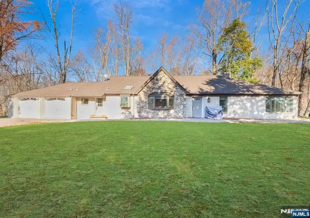 1st image of 550 Berdan Ave, Wayne, NJ 07470 | MLS# 26025548