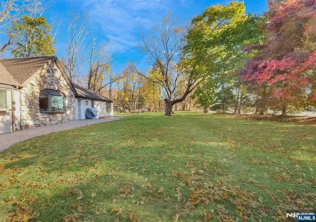 2nd image of 550 Berdan Ave, Wayne, NJ 07470 | MLS# 26025548