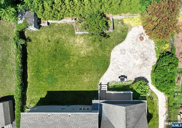 37th image of 211 Spruce St, Midland Park, NJ 07432 | MLS# 26025549
