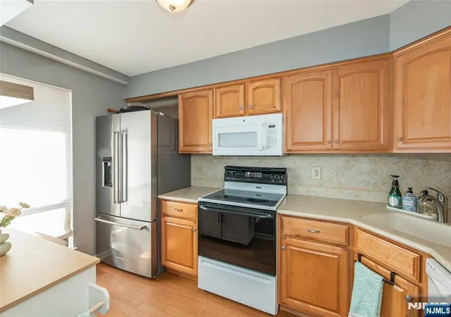 5th image of 1068 Treetops, Wharton Borough, NJ 07885 | MLS# 26025552
