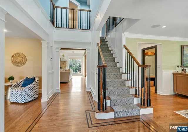 Photo 2 of Single family home for sale at 7 Deerhill Dr, Ho Ho Kus, NJ 07423 | MLS# 26025580 | Listing updated on 2026-08-25