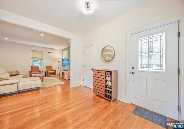 Homes for sale in Ridgewood, NJ | 197 Union St, Ridgewood, NJ 07450 | MLS# 26025582