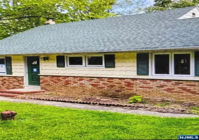 Homes for sale in Roxbury Township, NJ | 1 Lake Shore Dr, Roxbury Township, NJ 07857 | MLS# 26025590