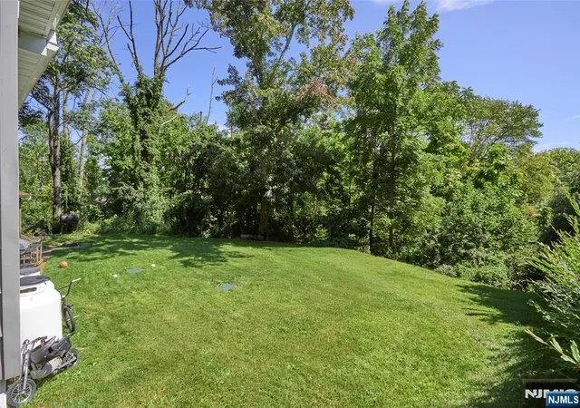Photo 3 of Sale Pending at 1 Lake Shore Dr, Roxbury Township, NJ 07857 | MLS# 26025590 | Listing updated on 2026-09-18